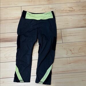 Kyodan Black and Yellow Leggings
